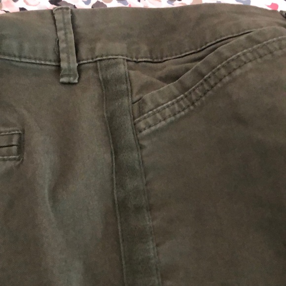 Pants - Picture 4 of 7